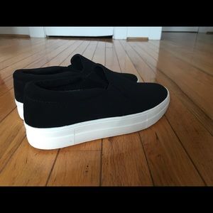 Women’s Brash Slip Ons